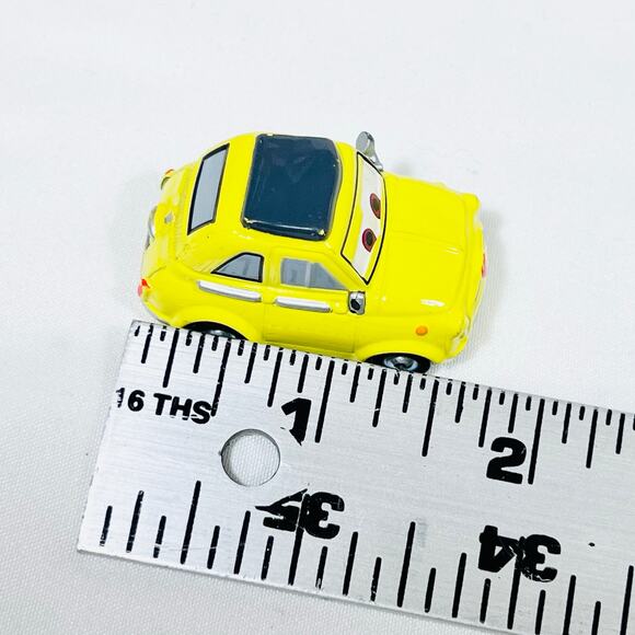 Disney Pixar Cars Lot of 7 Diecast Metal Mixed Character Car Toys McQueen Hudson - Picture 12 of 13